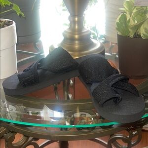 Black Women's Sandals